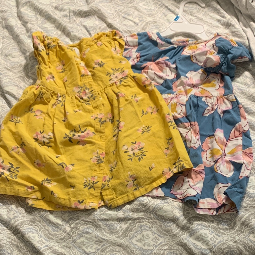 Old Navy Kids Dresses - Yellow and Blue Floral